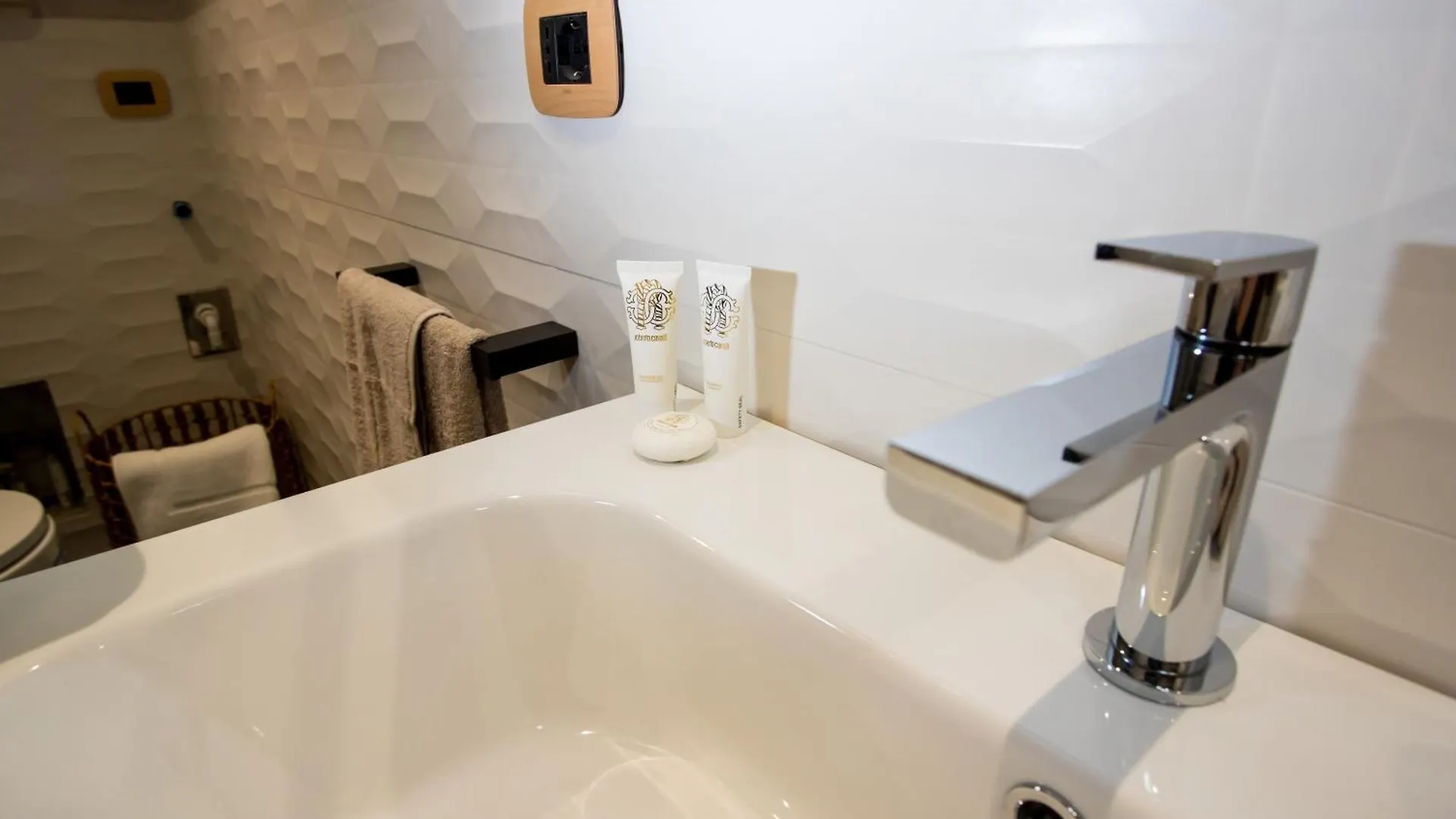 Apartment Fornaci 48 Guest House Rome Italy